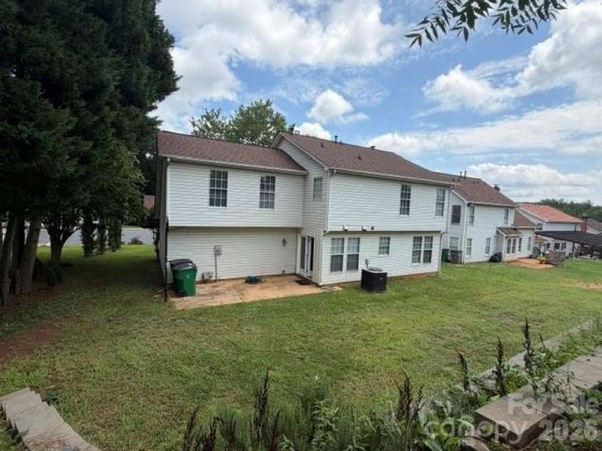 1141 Cureton Place, Charlotte, NC 28217.  MLS# CAR4381082, YatesRealty ID 22116. 