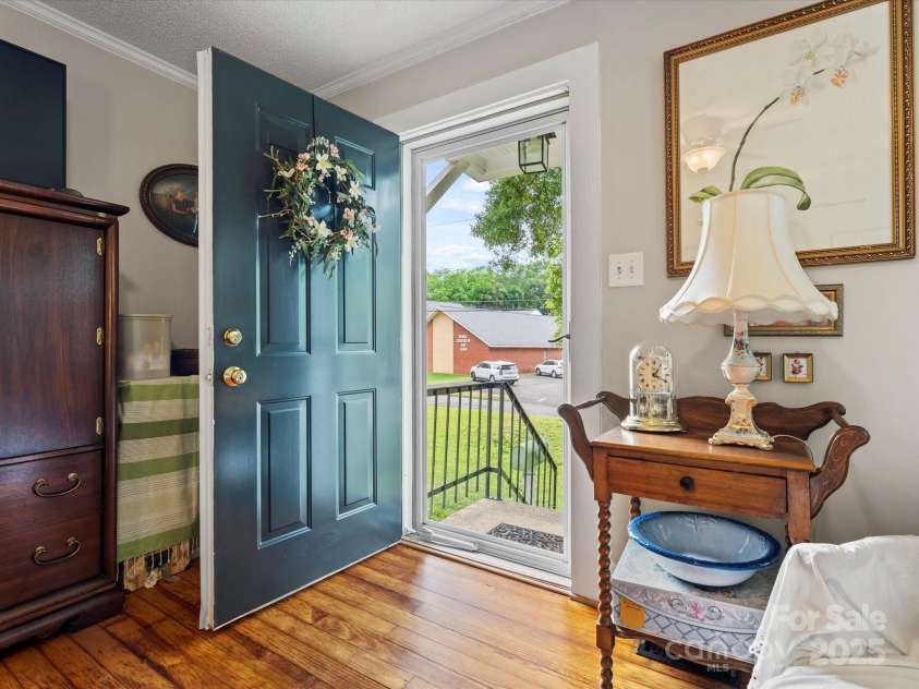 206 Charlotte Street, York, SC 29745.  MLS# CAR4268204, YatesRealty ID 22117. 