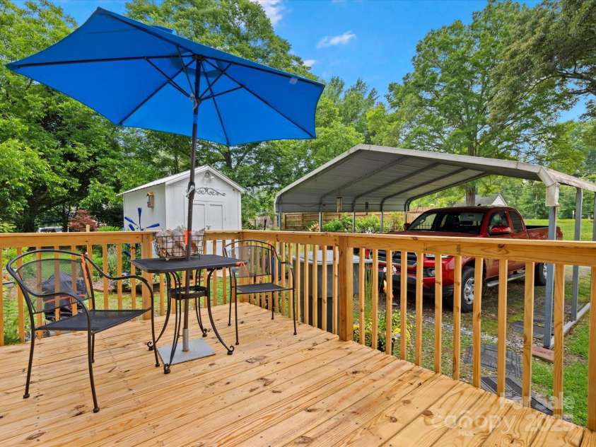 206 Charlotte Street, York, SC 29745.  MLS# CAR4268204, YatesRealty ID 22117. 