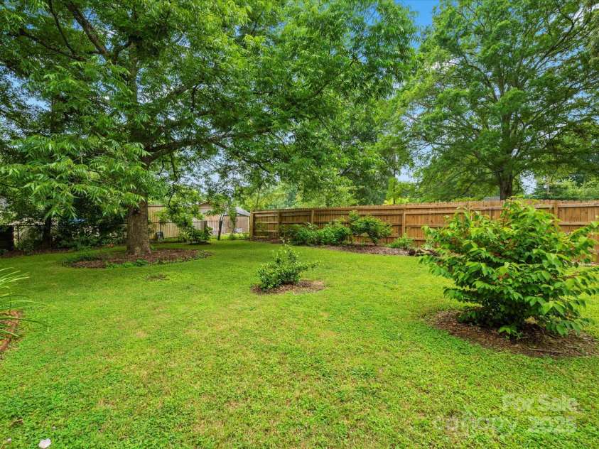 206 Charlotte Street, York, SC 29745.  MLS# CAR4268204, YatesRealty ID 22117. 