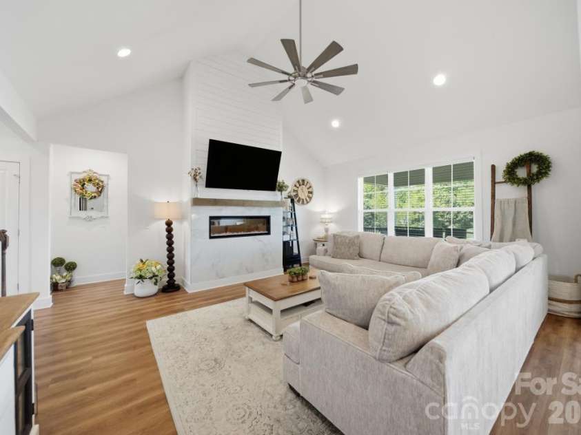 5264 Antler Creek Drive, Granite Falls, NC 28630.  MLS# CAR4377456, YatesRealty ID 22117. 