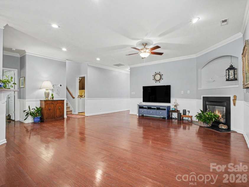 19531 Denae Lynn Drive, Cornelius, NC 28031.  MLS# CAR4375582, YatesRealty ID 22118. 