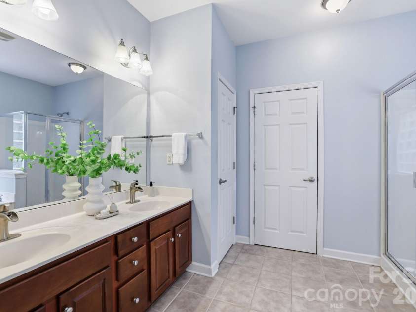 445 Buttermere Road, Fort Mill, SC 29715.  MLS# CAR4372934, YatesRealty ID 22119. 