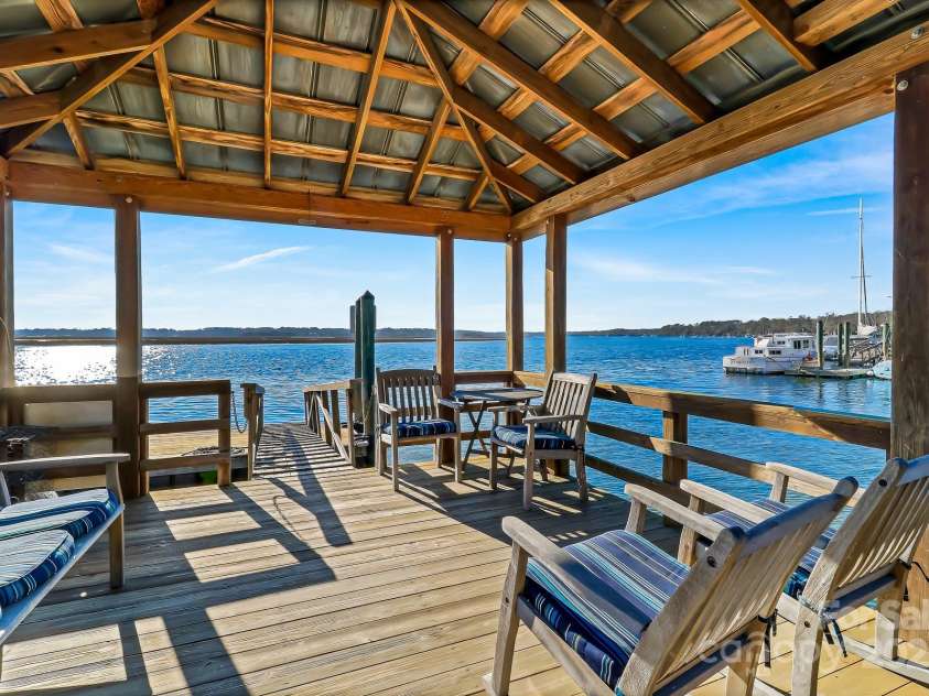 131 Pritchard Street, Bluffton, SC 29910.  MLS# CAR4214365, YatesRealty ID 2212. Just another place to enjoy the scenery and views