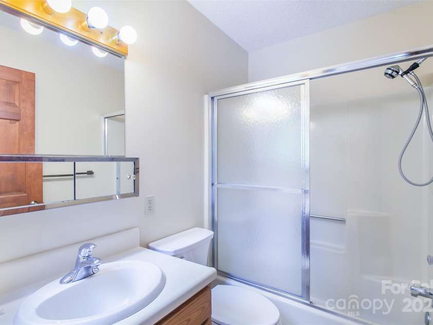 47 Tsitsi Court, Brevard, NC 28712.  MLS# CAR4282699, YatesRealty ID 2212. 