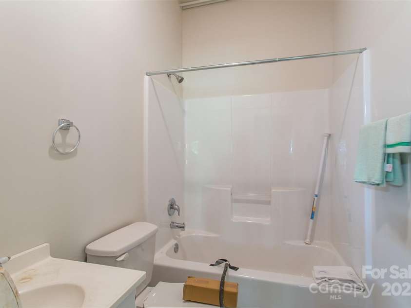 47 Tsitsi Court, Brevard, NC 28712.  MLS# CAR4282699, YatesRealty ID 2212. 