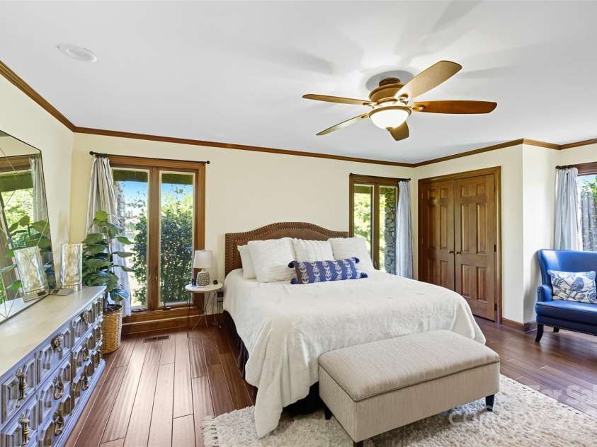 1515 Heatherloch Drive, Gastonia, NC 28054.  MLS# CAR4307044, YatesRealty ID 22121. 