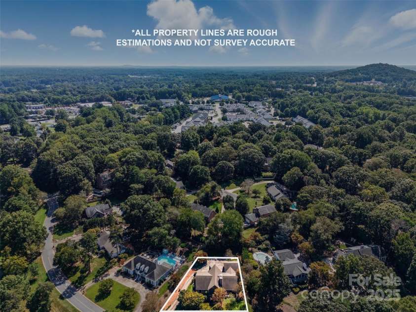 1515 Heatherloch Drive, Gastonia, NC 28054.  MLS# CAR4307044, YatesRealty ID 22121. 