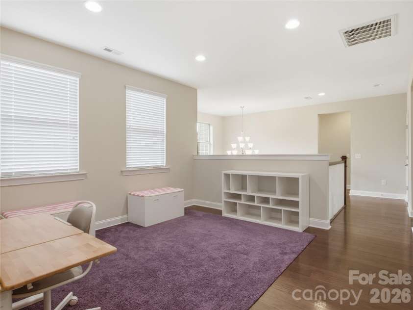13034 Horned Lark Drive, Charlotte, NC 28278.  MLS# CAR4382228, YatesRealty ID 22122. Loft
