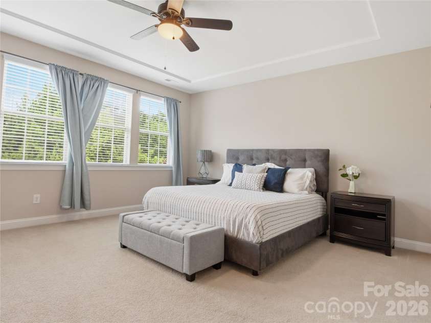13034 Horned Lark Drive, Charlotte, NC 28278.  MLS# CAR4382228, YatesRealty ID 22122. Primary Suite