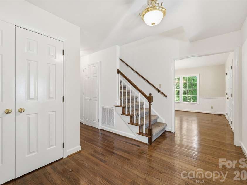 109 Fairway Drive, Fort Mill, SC 29715.  MLS# CAR4375161, YatesRealty ID 22123. 