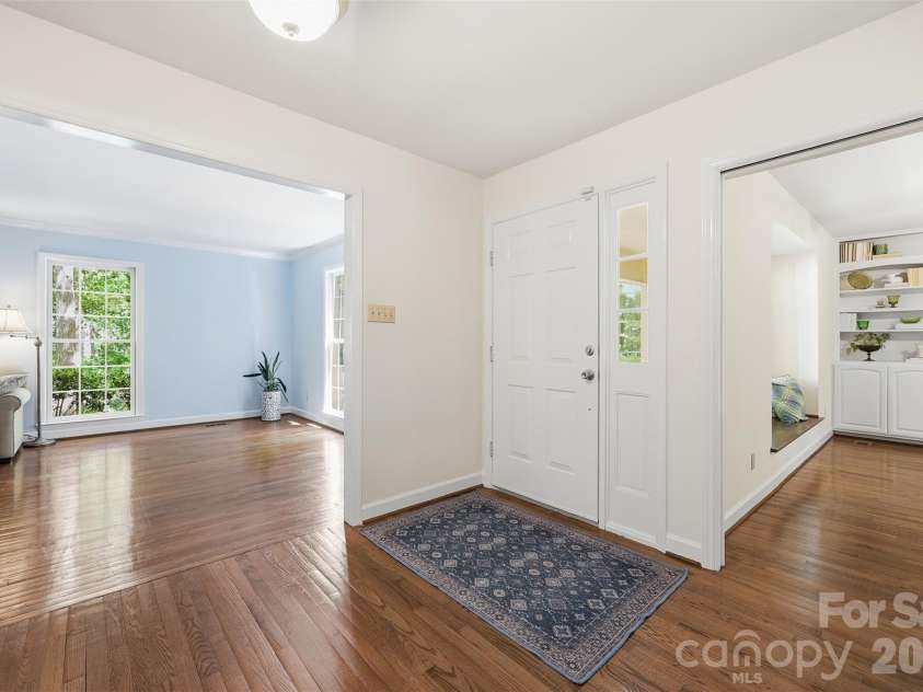 109 Fairway Drive, Fort Mill, SC 29715.  MLS# CAR4375161, YatesRealty ID 22123. 