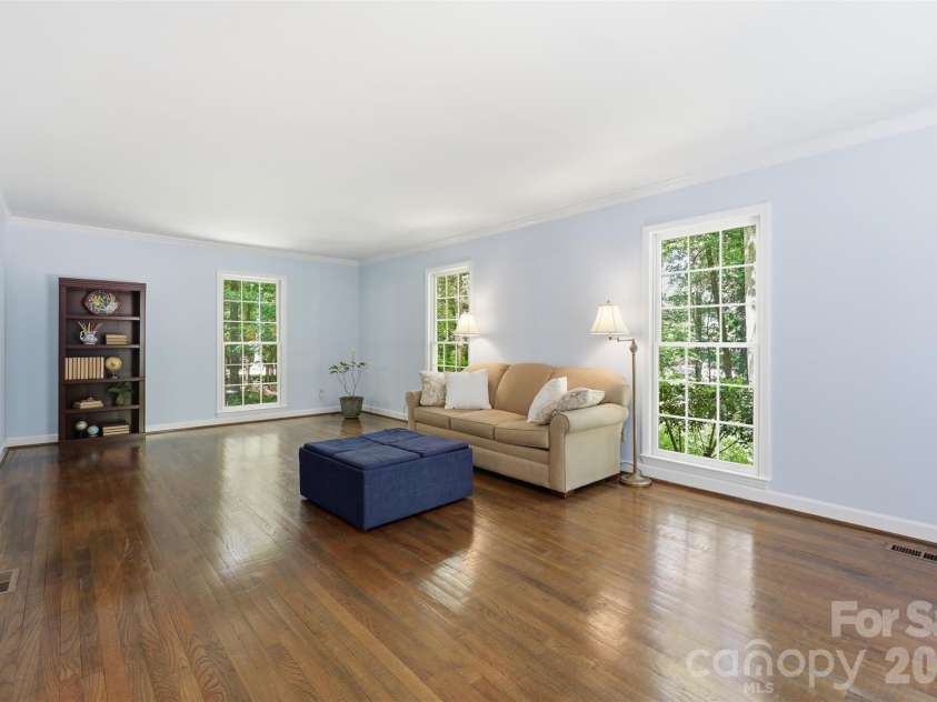 109 Fairway Drive, Fort Mill, SC 29715.  MLS# CAR4375161, YatesRealty ID 22123. 