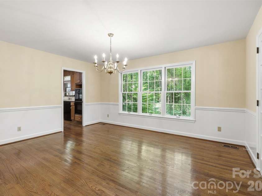 109 Fairway Drive, Fort Mill, SC 29715.  MLS# CAR4375161, YatesRealty ID 22123. 