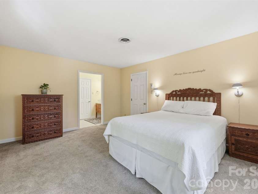 109 Fairway Drive, Fort Mill, SC 29715.  MLS# CAR4375161, YatesRealty ID 22123. 