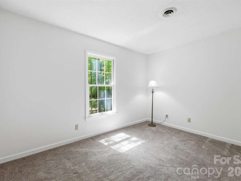 109 Fairway Drive, Fort Mill, SC 29715.  MLS# CAR4375161, YatesRealty ID 22123. 