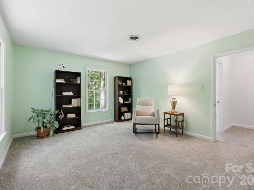 109 Fairway Drive, Fort Mill, SC 29715.  MLS# CAR4375161, YatesRealty ID 22123. 