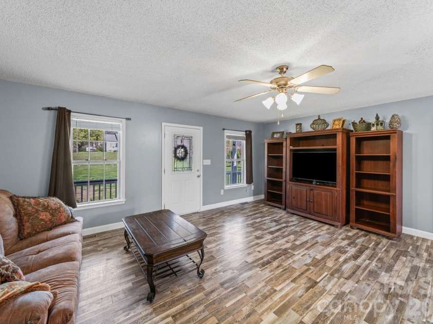 1024 Daniel Drive, Stanley, NC 28164.  MLS# CAR4368442, YatesRealty ID 22124. 
