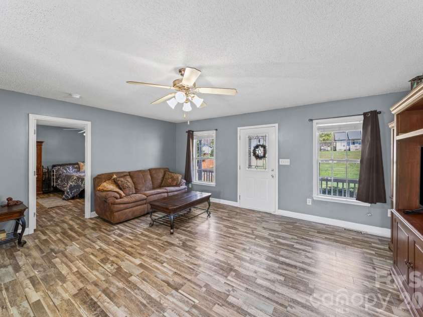 1024 Daniel Drive, Stanley, NC 28164.  MLS# CAR4368442, YatesRealty ID 22124. 