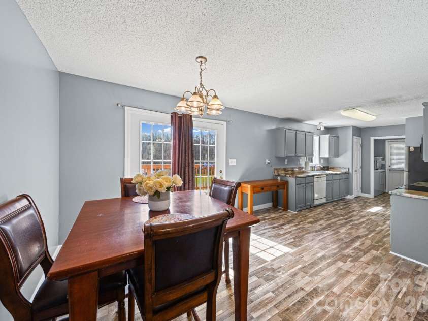 1024 Daniel Drive, Stanley, NC 28164.  MLS# CAR4368442, YatesRealty ID 22124. 