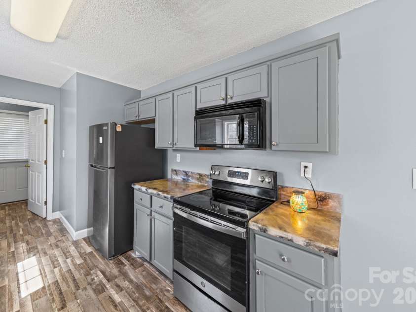 1024 Daniel Drive, Stanley, NC 28164.  MLS# CAR4368442, YatesRealty ID 22124. 