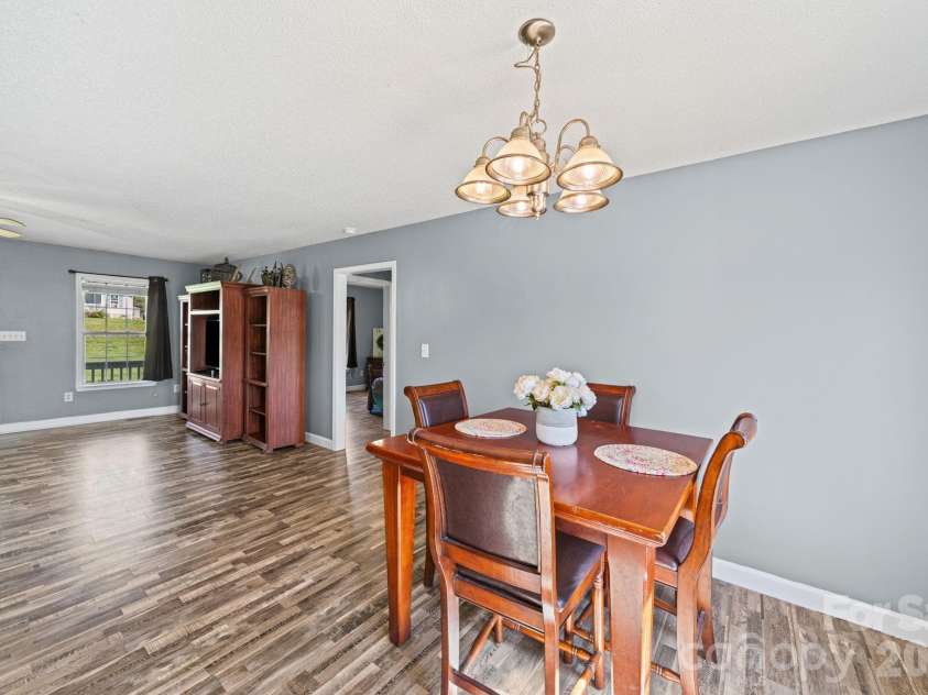 1024 Daniel Drive, Stanley, NC 28164.  MLS# CAR4368442, YatesRealty ID 22124. 
