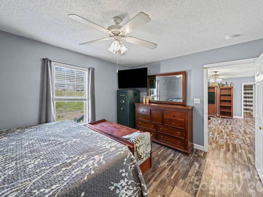 1024 Daniel Drive, Stanley, NC 28164.  MLS# CAR4368442, YatesRealty ID 22124. 