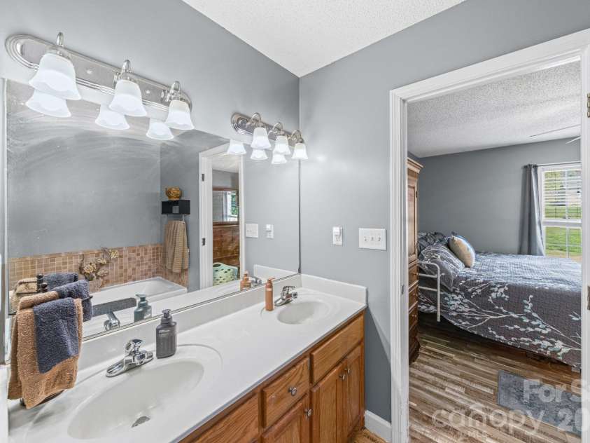 1024 Daniel Drive, Stanley, NC 28164.  MLS# CAR4368442, YatesRealty ID 22124. 