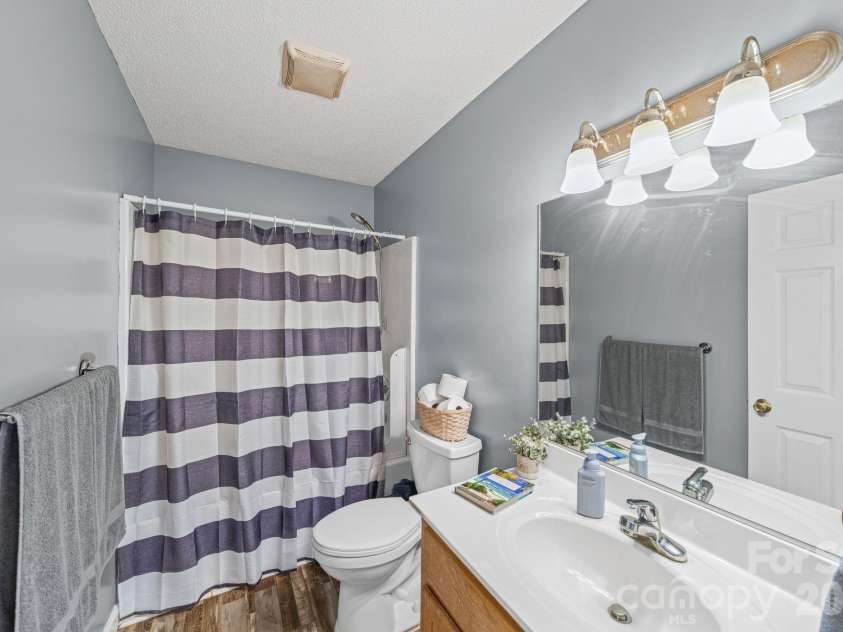 1024 Daniel Drive, Stanley, NC 28164.  MLS# CAR4368442, YatesRealty ID 22124. 
