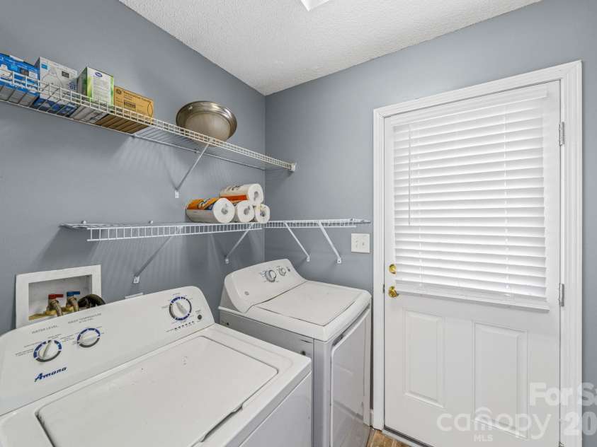 1024 Daniel Drive, Stanley, NC 28164.  MLS# CAR4368442, YatesRealty ID 22124. 