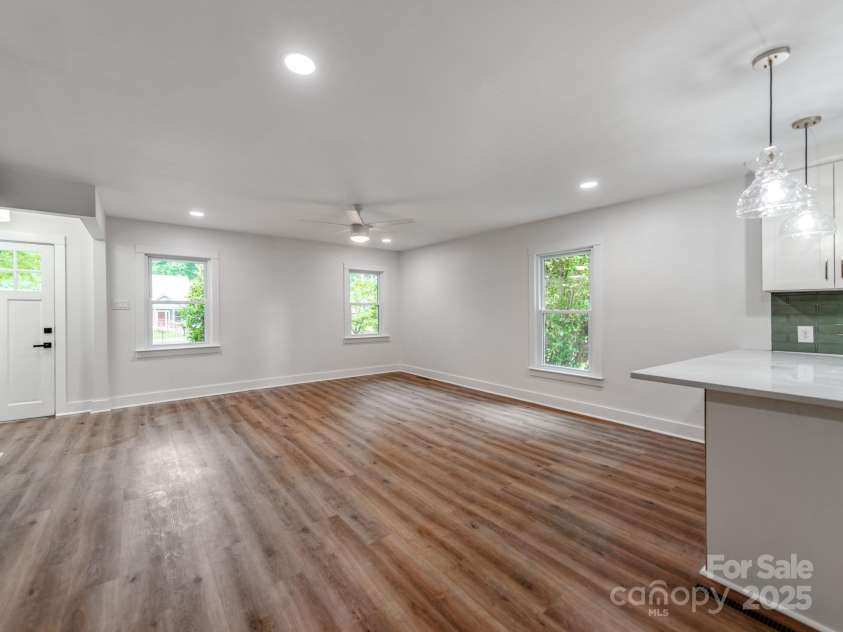 138 Shepherd Road, Mooresville, NC 28115.  MLS# CAR4299981, YatesRealty ID 22124. 