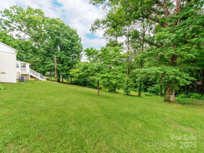 138 Shepherd Road, Mooresville, NC 28115.  MLS# CAR4299981, YatesRealty ID 22124. 