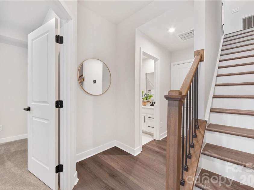 425 Tristram Lane, Charlotte, NC 28205.  MLS# CAR4353124, YatesRealty ID 22125. 