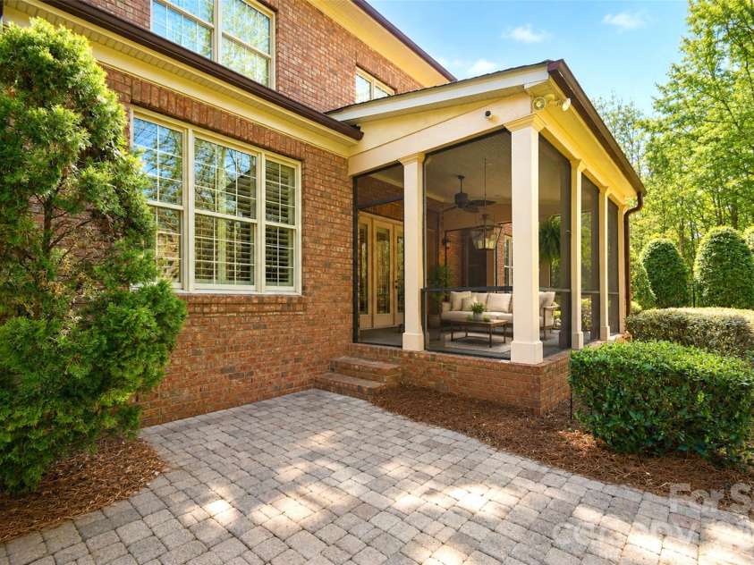 9911 Clarkes View Place, Concord, NC 28027.  MLS# CAR4390814, YatesRealty ID 22127. 