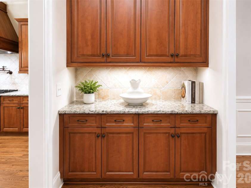 9911 Clarkes View Place, Concord, NC 28027.  MLS# CAR4390814, YatesRealty ID 22127. *Picture has been digitally staged