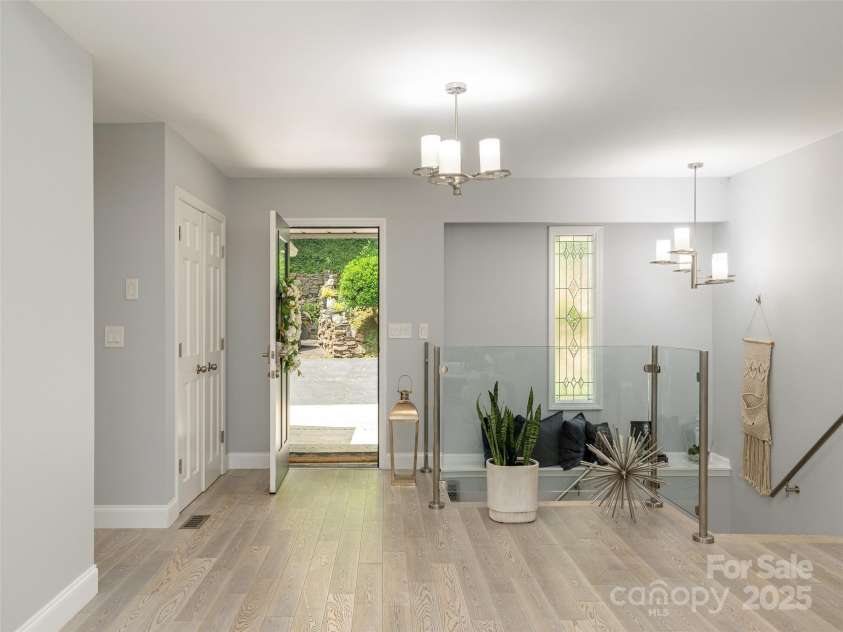 30 Fairway Drive, Etowah, NC 28729.  MLS# CAR4269057, YatesRealty ID 22128. 