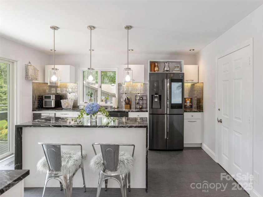 30 Fairway Drive, Etowah, NC 28729.  MLS# CAR4269057, YatesRealty ID 22128. 