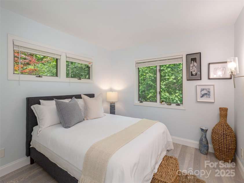 30 Fairway Drive, Etowah, NC 28729.  MLS# CAR4269057, YatesRealty ID 22128. 