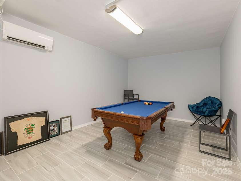 30 Fairway Drive, Etowah, NC 28729.  MLS# CAR4269057, YatesRealty ID 22128. 