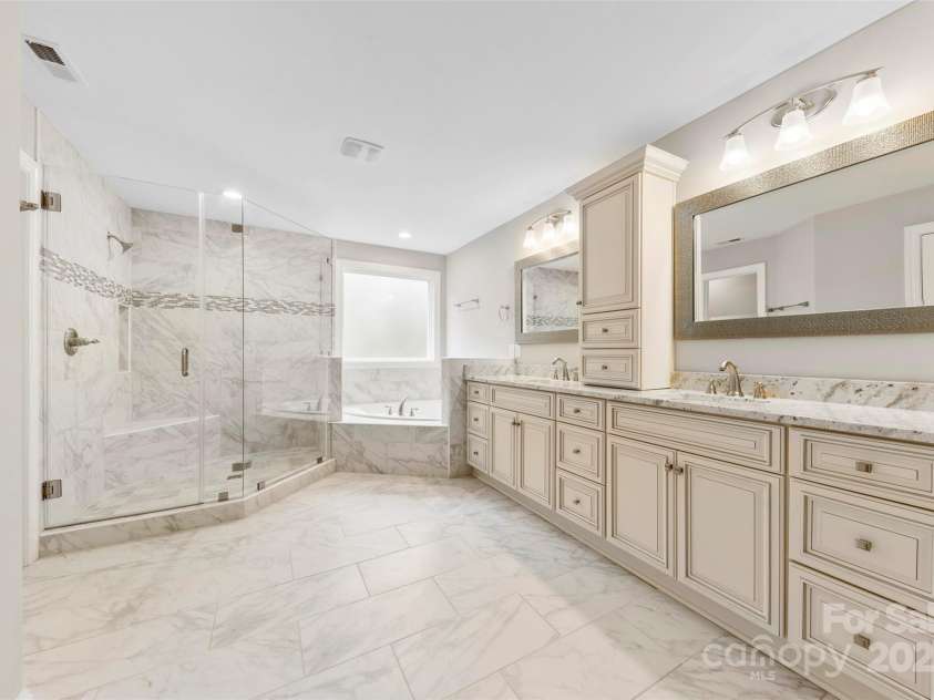 2857 Scarborough Court, Gastonia, NC 28054.  MLS# CAR4266766, YatesRealty ID 22129. 