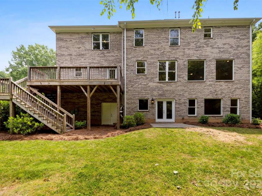 2857 Scarborough Court, Gastonia, NC 28054.  MLS# CAR4266766, YatesRealty ID 22129. 