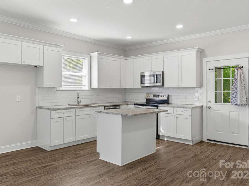 1257 Springdale Road, Lancaster, SC 29720.  MLS# CAR4318071, YatesRealty ID 2213. 