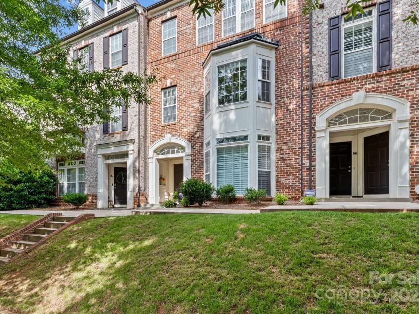 1530 Church Street, Charlotte, NC 28203.  MLS# CAR4259116, YatesRealty ID 22130. 