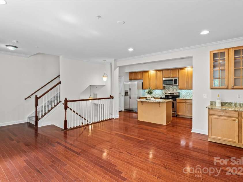 1530 Church Street, Charlotte, NC 28203.  MLS# CAR4259116, YatesRealty ID 22130. 