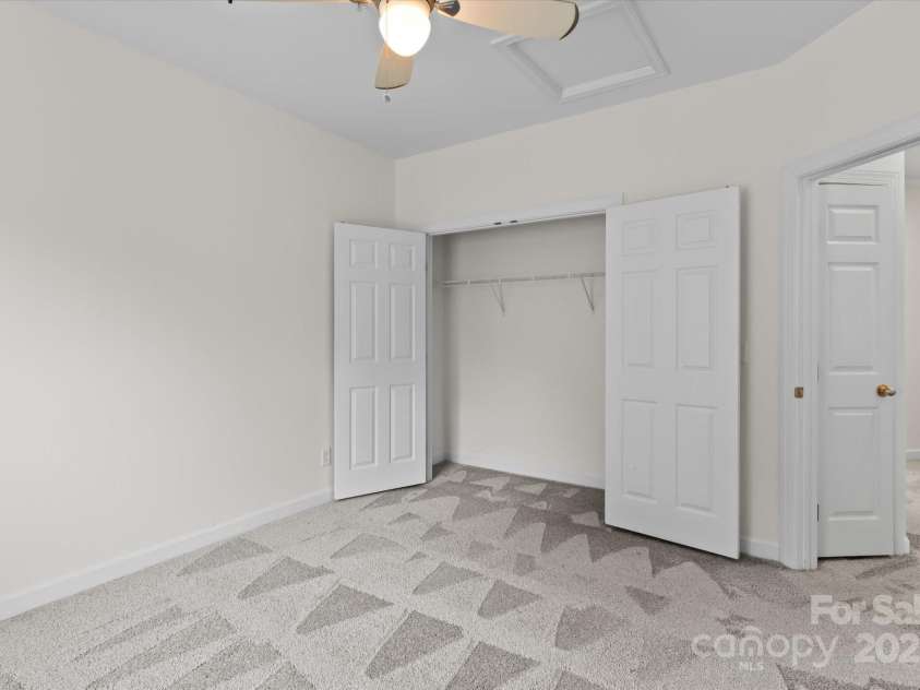 1530 Church Street, Charlotte, NC 28203.  MLS# CAR4259116, YatesRealty ID 22130. 
