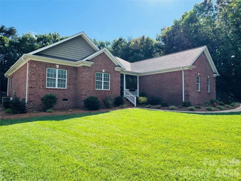 1266 Oak Grove Lane, Salisbury, NC 28146.  MLS# CAR4333009, YatesRealty ID 22131. 
