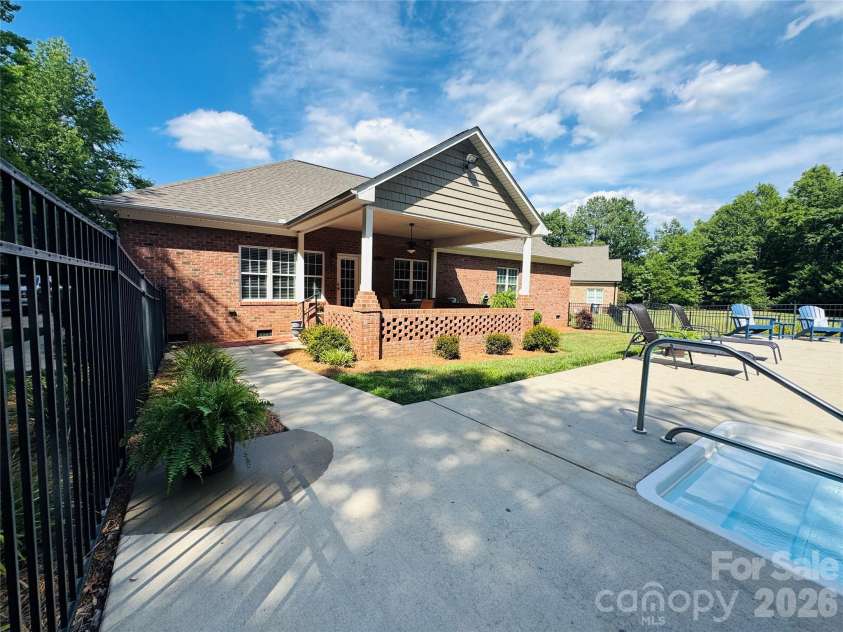1266 Oak Grove Lane, Salisbury, NC 28146.  MLS# CAR4333009, YatesRealty ID 22131. 