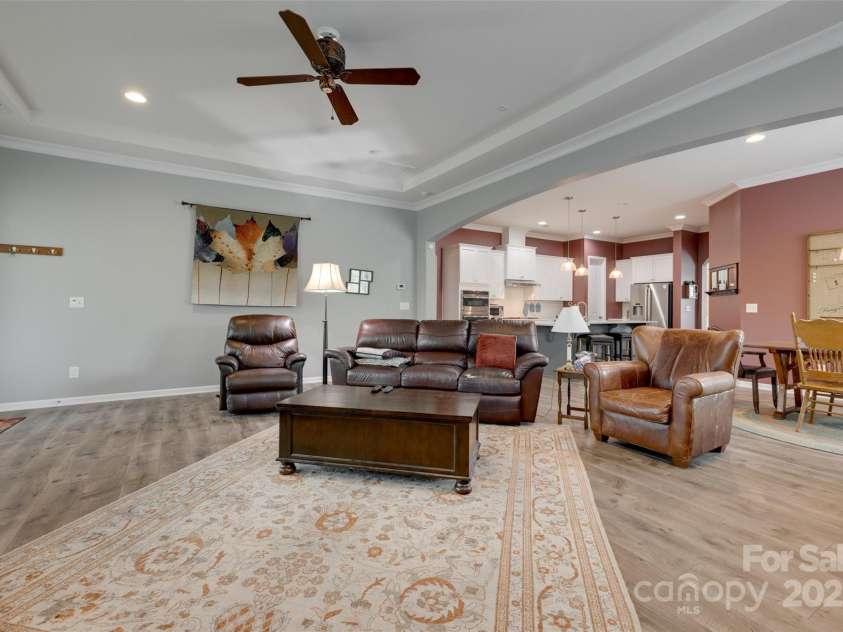 4211 Maggie Springs Way, Clover, SC 29710.  MLS# CAR4250931, YatesRealty ID 22132. 