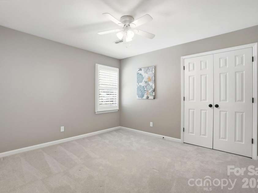 4218 Patriots Way, Gastonia, NC 28056.  MLS# CAR4354947, YatesRealty ID 22132. 