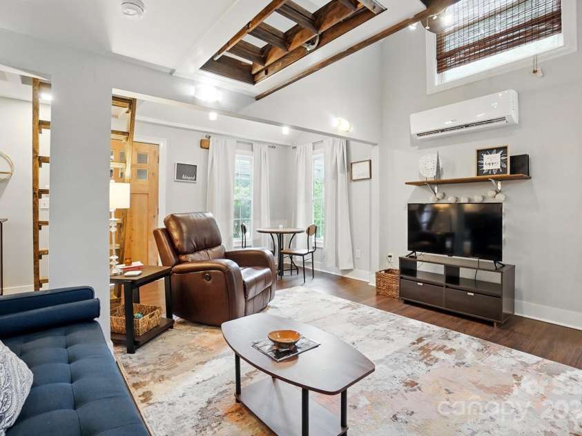 4235 Howie Circle, Charlotte, NC 28205.  MLS# CAR4258170, YatesRealty ID 22134. 